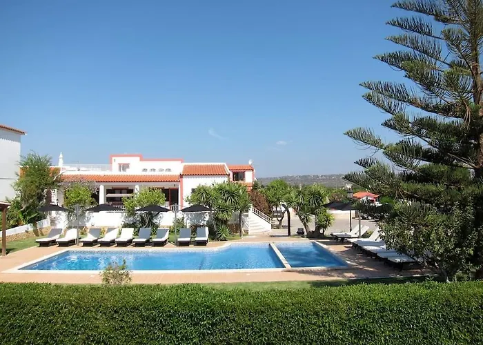 Ch 7 - One Bedroom Apartment, Casa Da Horta, Pool And Garden Albufeira