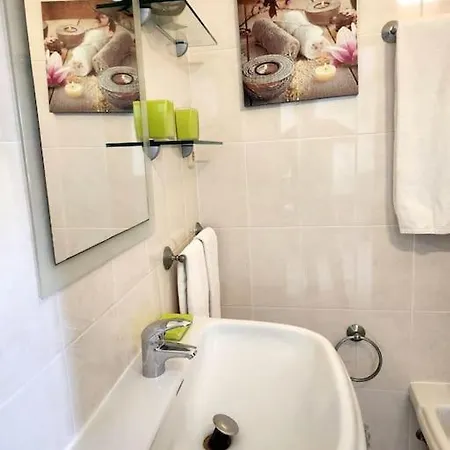 Ch 7 - One Bedroom Apartment, Casa Da Horta, Pool And Garden Apartment *