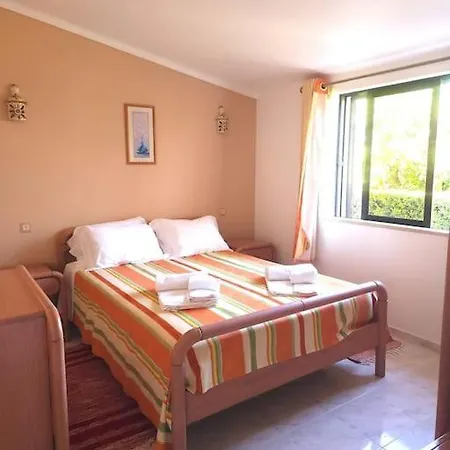Ch 7 - One Bedroom Apartment, Casa Da Horta, Pool And Garden Albufeira