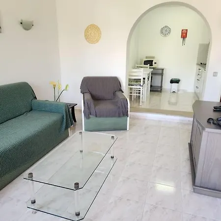 Ch 7 - One Bedroom Apartment, Casa Da Horta, Pool And Garden Apartment Albufeira