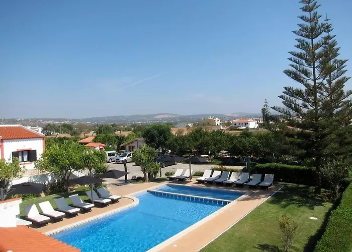Ch 7 - One Bedroom Apartment, Casa Da Horta, Pool And Garden