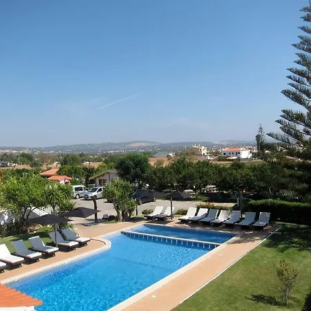 Ch 7 - One Bedroom Apartment, Casa Da Horta, Pool And Garden