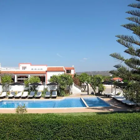 Ch 7 - One Bedroom Apartment, Casa Da Horta, Pool And Garden Albufeira